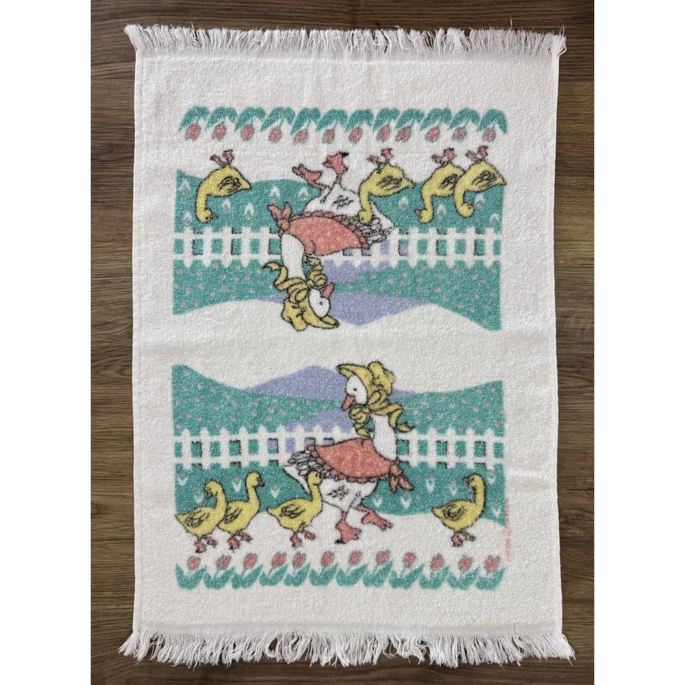 Vintage Cannon Mother Goose Ducklings Fringe Hand Towel Cottagecore Nursery 80s